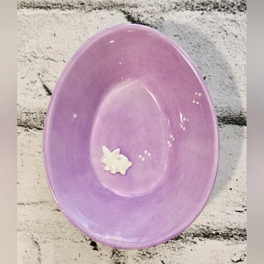 2005 Set of 4 William-Sonoma Easter Egg Shaped Bowls
